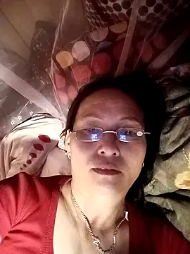 Cucci07: онлайн-секс-чат