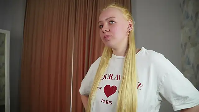 DorrisEdstrom's Live XXX Chat