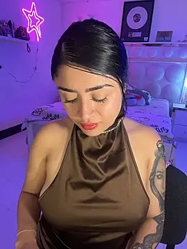 lucianaroy 现场XXX聊天