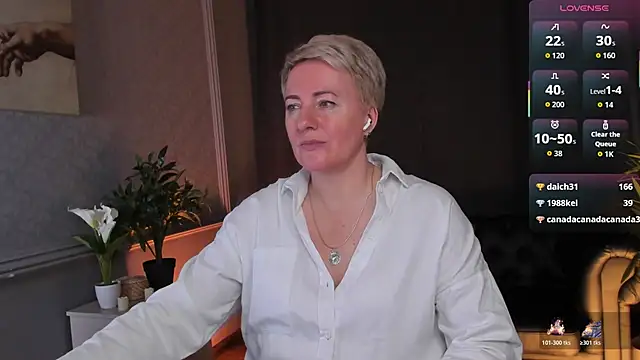 Nika_Smit: онлайн-секс-чат