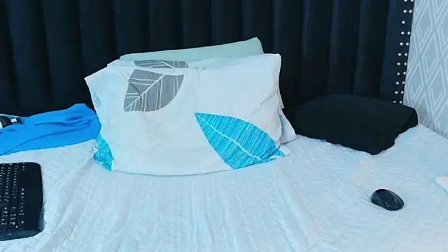 shyblacksweetiee: онлайн-секс-чат