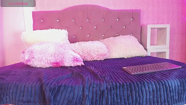 Slut_Full_Messy: онлайн-секс-чат