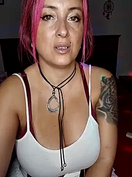 DesireSatlerのウェブカメラショー