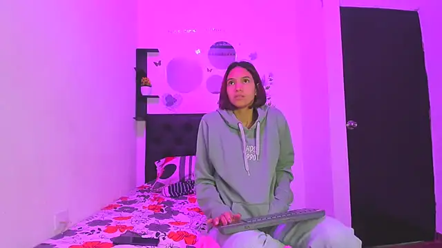 sapphire_brown20 Chat XXX live