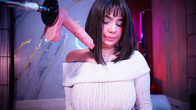 Chat +18 de Sophiefoxy__ ao vivo