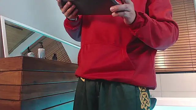 DrakeNeumann 现场XXX聊天