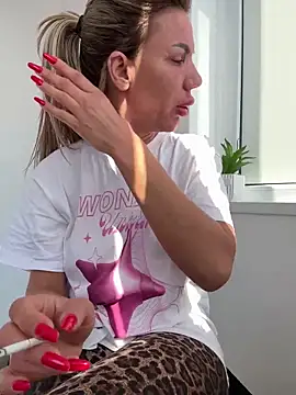 LoreennAny live XXX chat