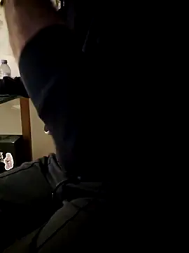 dufatcock: διαδικτυακό σόου στην κάμερα