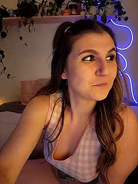 Taneil2pt0: онлайн-секс-чат