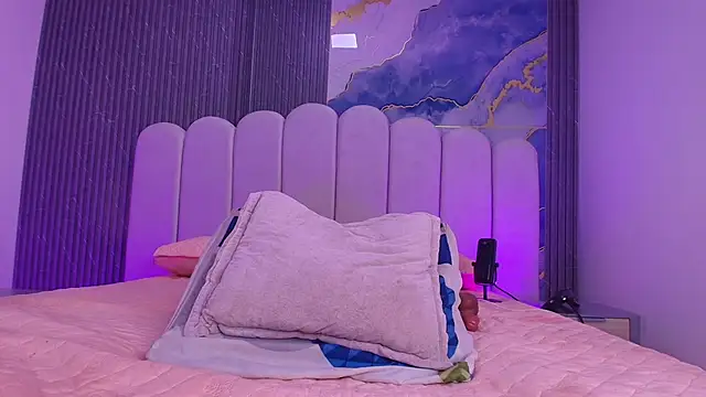 abbyrouss_: онлайн-секс-чат