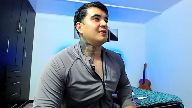 Онлайн чат XXX thiago__cp01