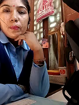 ThickkDesiDoLL 라이브 XXX 채팅