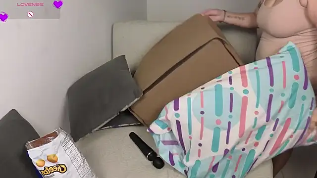 blue__moon_ Adlı Modelin Canlı XXX Sohbeti