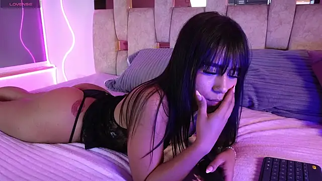 Petitte_Mussa: онлайн-секс-чат