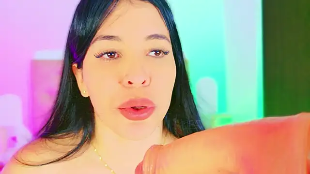 CharlootteEvans Chat XXX in diretta