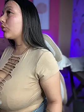 Miia__Taylor: онлайн-секс-чат