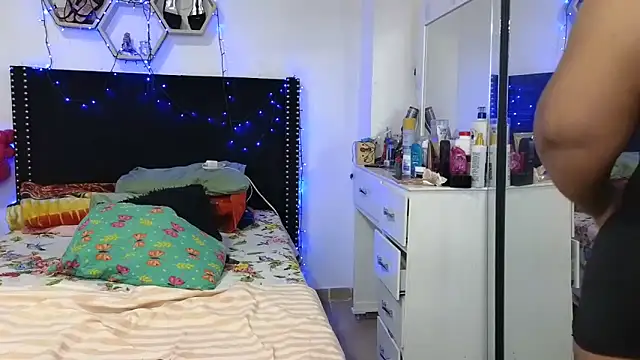 Živý XXX chat charlotte_077