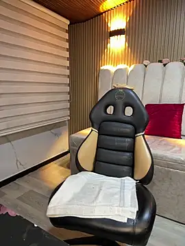 XXX chat uživo modela Cute_Angell_