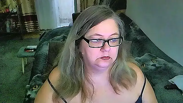 XXX chat uživo modela sex2