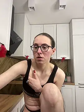 Chatroom XXX en direct de MartiniiSelenna