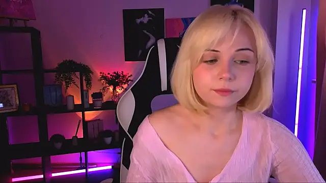 XXX chat uživo modela ElenaMonroe