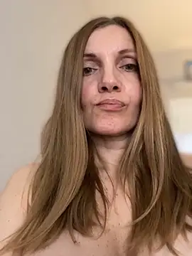 miss_darsi's Live XXX Chat