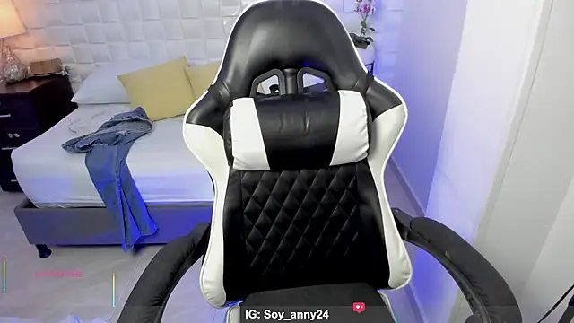 anny_rouse24 Chat XXX live