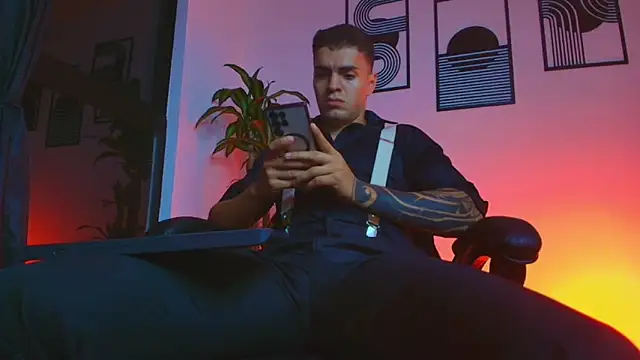 ALPHA_DOMINUS_ – Kamerová šou