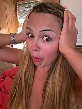 biancasuger Adlı Modelin Canlı XXX Sohbeti