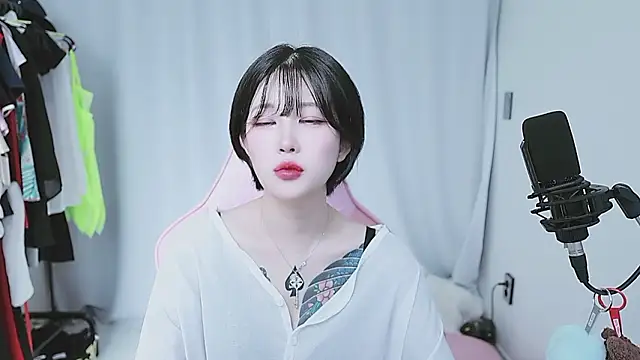 MISA_02's Live XXX Chat