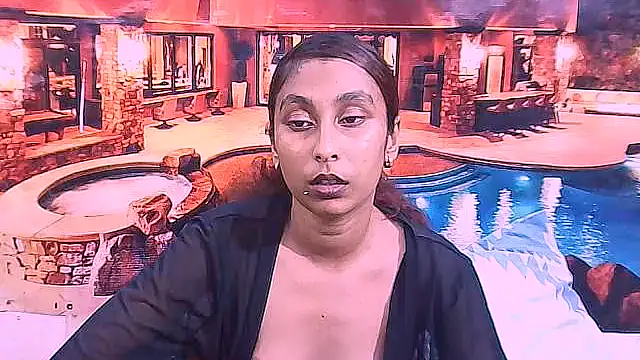 IndianSexyButt Chat XXX live