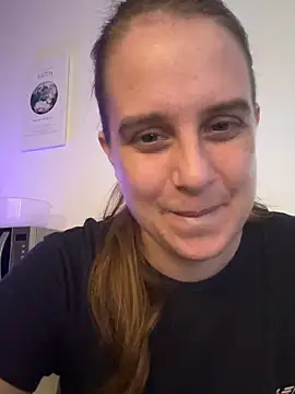 Chantalee Obrolan Langsung XXX