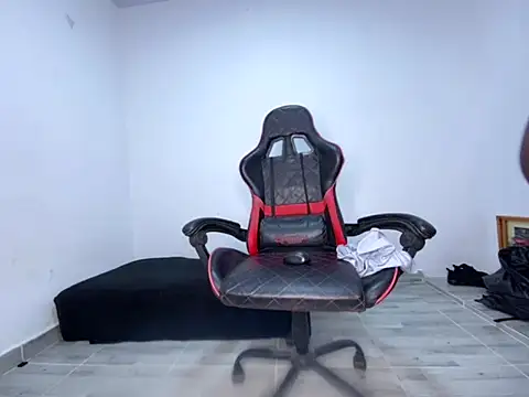 blessed-cock Show Webcam