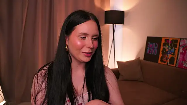 DeloresSaberi's Webcam Show