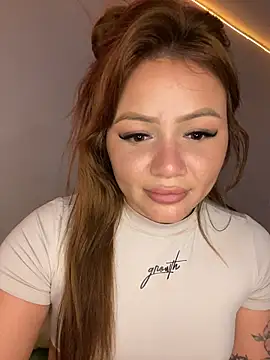 Isisbennett Live XXX Chat