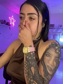 lucianaroy 라이브 XXX 채팅