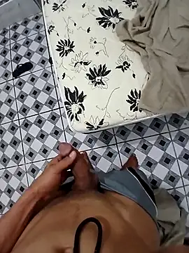 ArturrAlvs: διαδικτυακό σόου στην κάμερα