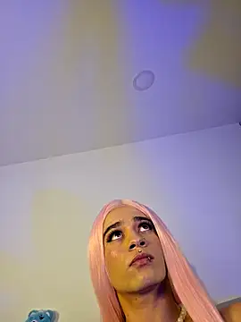 chloe_ember Adlı Modelin Web Kamerası Şovu