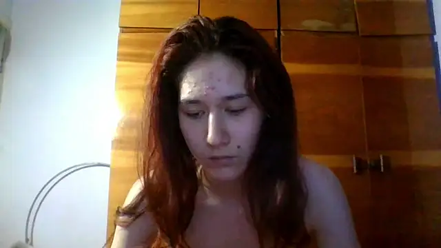 Živý XXX chat NickiKisinger