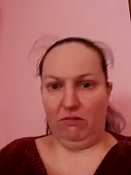 Živý XXX chat BustyLadyAlma