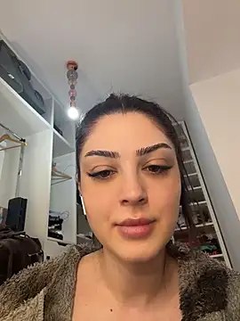 Lexi_Storm Adlı Modelin Canlı XXX Sohbeti