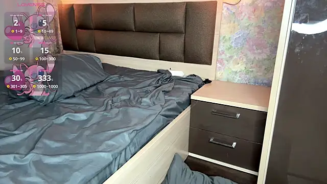 LoraDavi's Live XXX Chat