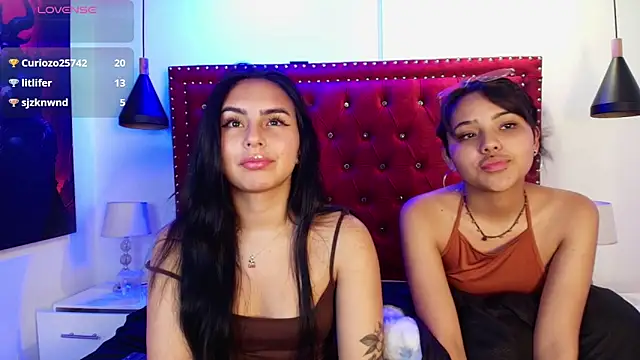 Serena_and_zoe Live XXX-chat