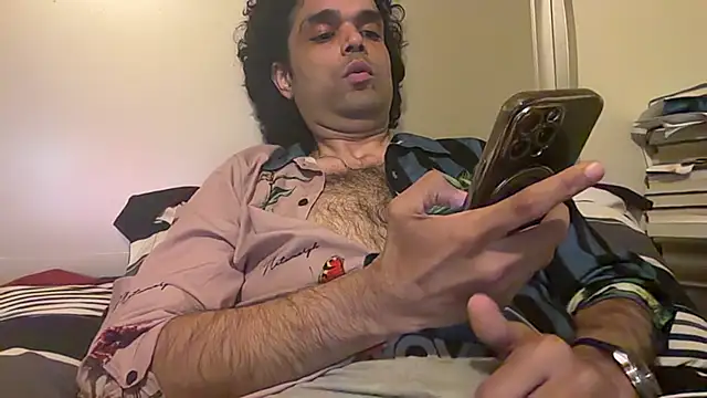 KungFuPanda001: διαδικτυακό σόου στην κάμερα