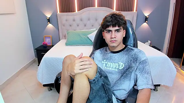 Tommy18__ Obrolan Langsung XXX