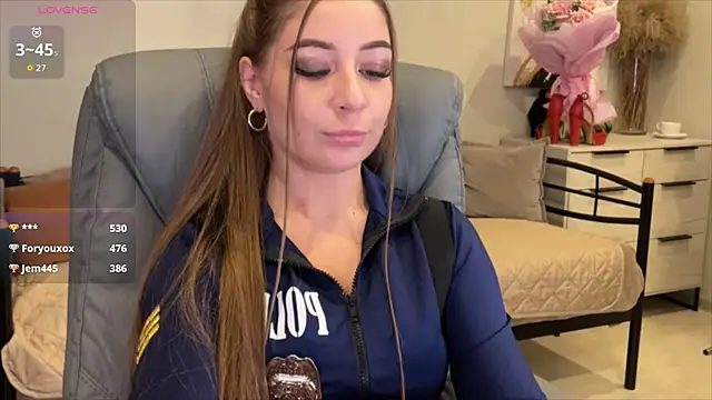 Chatroom XXX en direct de Yummy_Jane