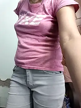 Chatroom XXX en direct de PUNAM456