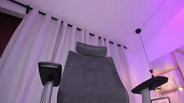 shineevg's Live XXX Chat