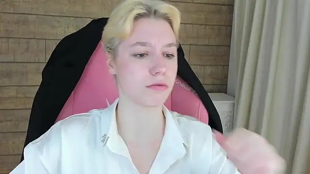 AgataGate Adlı Modelin Canlı XXX Sohbeti