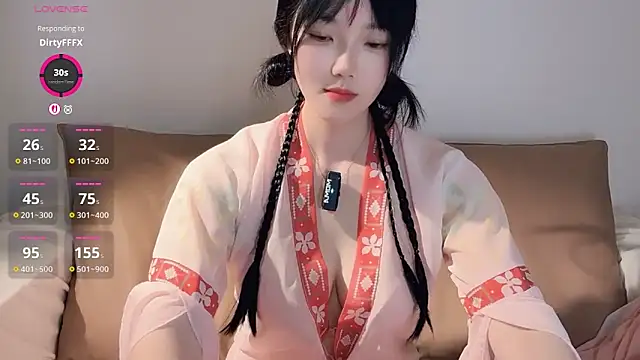 upoo7lt's Live XXX Chat